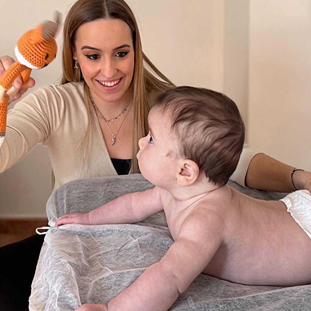 niños pelvia fisioterapia pediatría pamplona